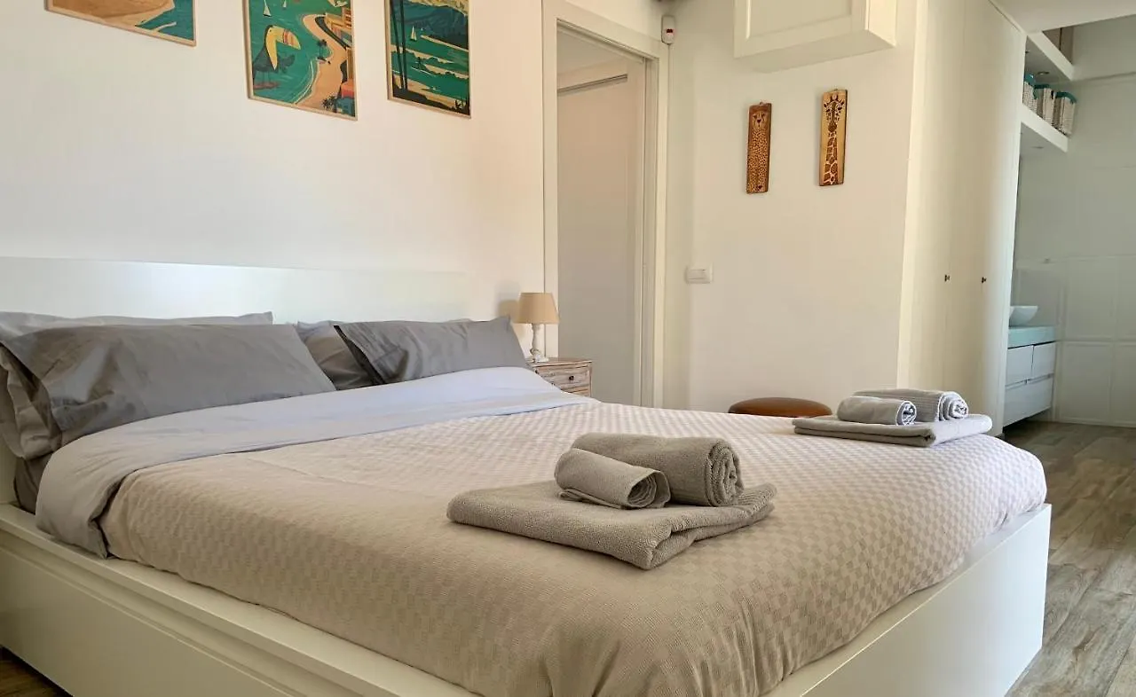 Appartamento Con Terrazza In Zona Navigli - Tortona Milan Italy