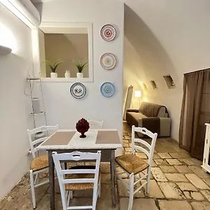  Apartment Vecchia Italy