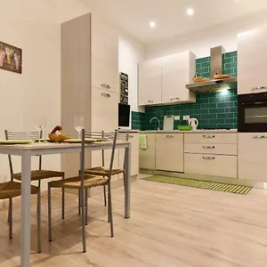  Apartment Bmga L Coliseum 1bdr For Couples Italy