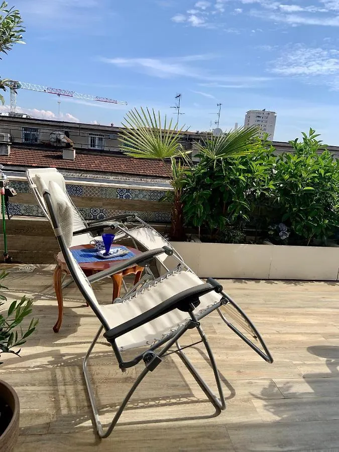 Appartamento Con Terrazza In Zona Navigli - Tortona Milán