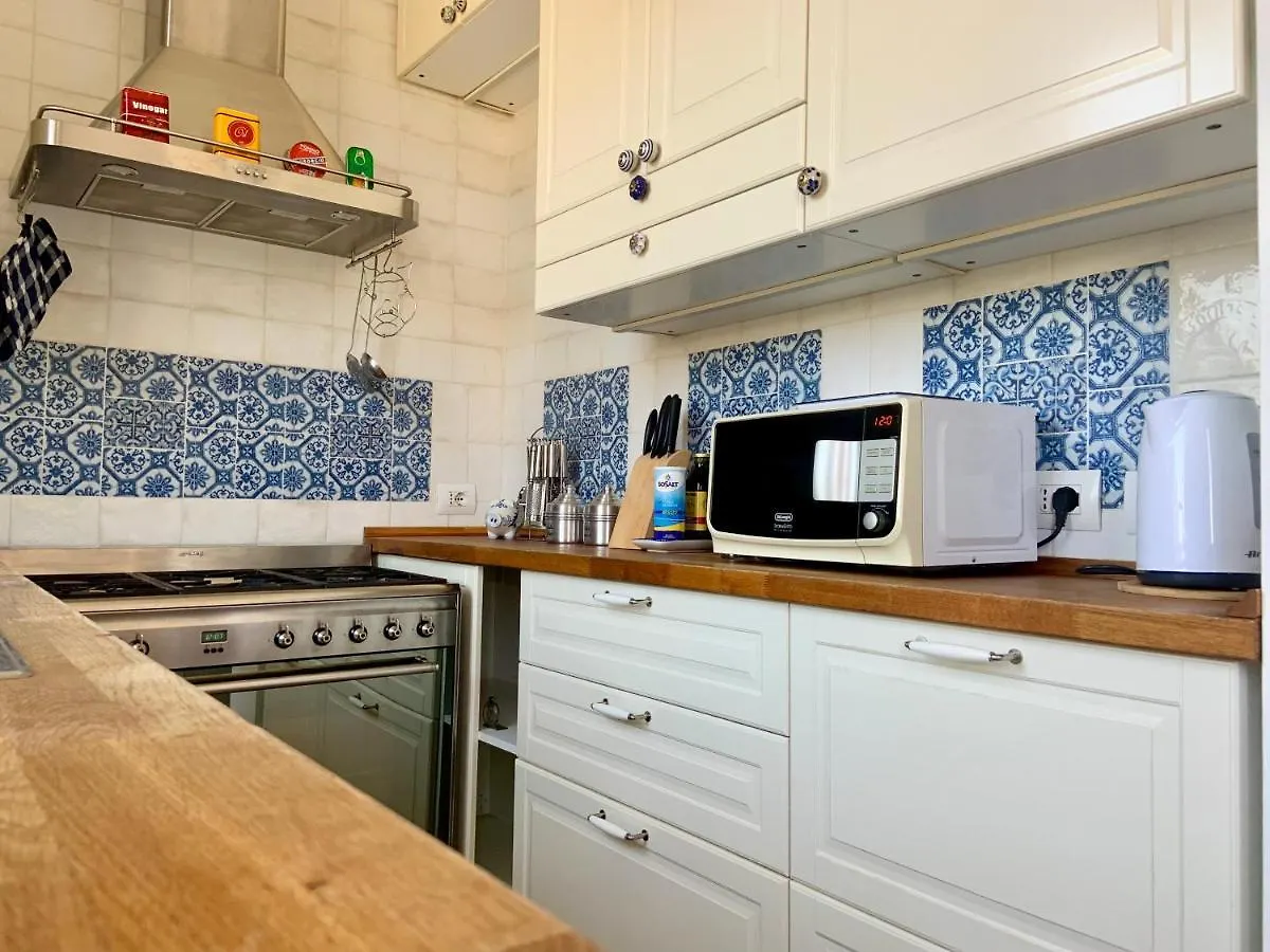 Apartment Appartamento Con Terrazza In Zona Navigli - Tortona Milan Italy